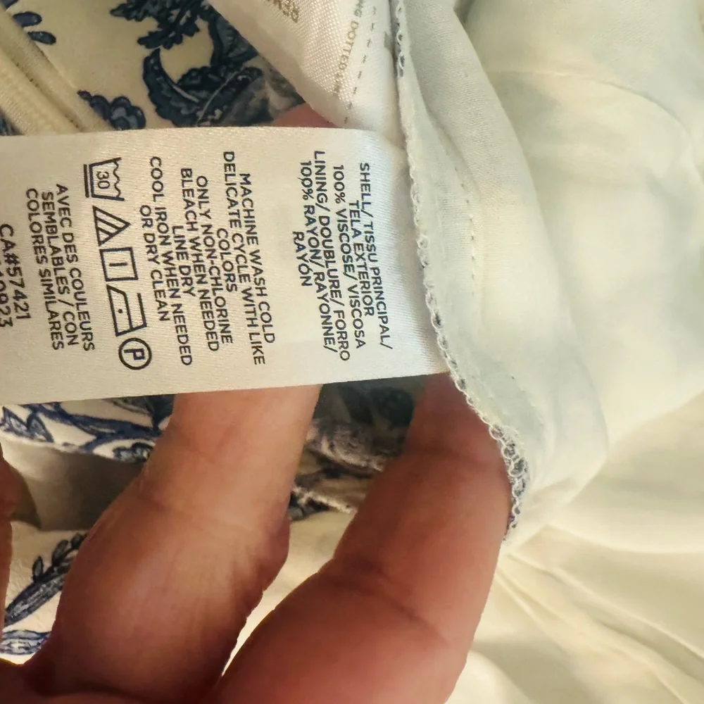 NWT- Loft Trellis blue and white floral jumpsuit. - Picture 6 of 6